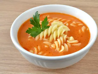 Zupa pomidorowa z kluseczkami