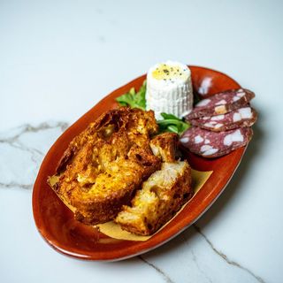 Pan dorato ricotta & salame