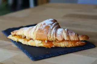 Croissant Abóbora e Nozes