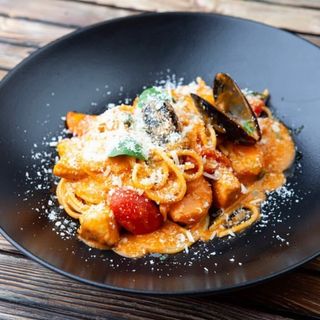 Спагетти с мидиями и креветками (400 гр.)