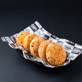 AREPITAS FRITAS CON NATA CRIOLLA (5UND)