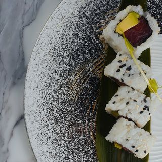 Uramaki Maguro Avocado