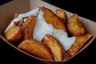 Krompir + tzatziki sos 150gr