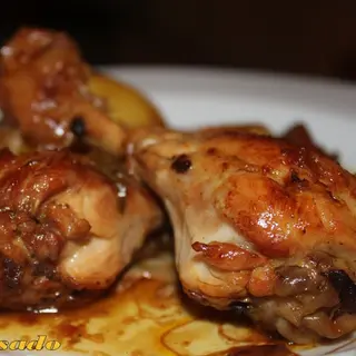 Arroz blanco pollo guisado