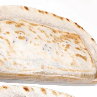 Cassone salsiccia e cipolla