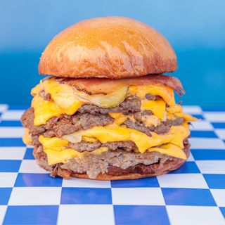 Bacon burger 6