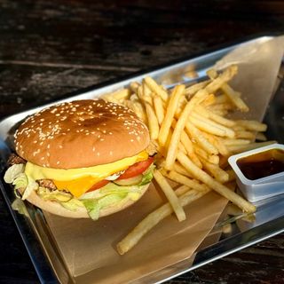 Курячий комбо ( бургер та фрі )