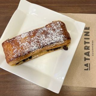 Suizo de chocolate y crema