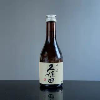 Sake ASAHI KUBOTA SENJU pequeño (30cl)