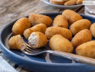 Croqueta casera de pulpo