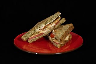 Сендвіч з салямі