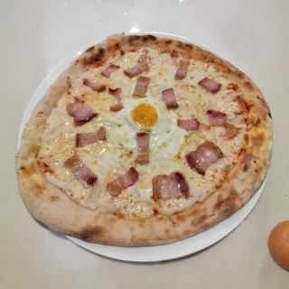 Pizza Montserrat Roig