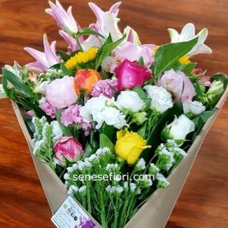 consegna mazzo misto stelo lungo 