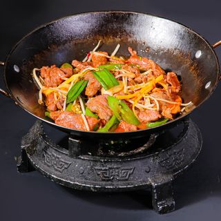 Scodella di fuoco con manzo