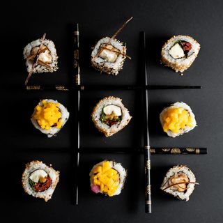 Escoge 3 California Gourmet