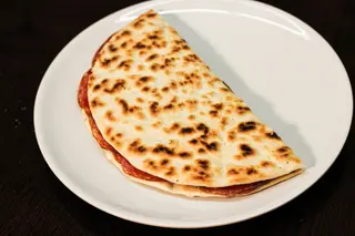 Salame piccante, friarielli e pecorino