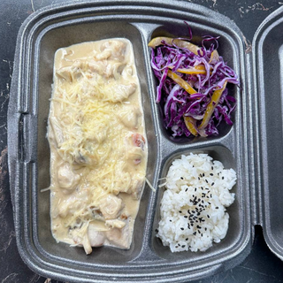 Ланч бокс №4 (Курочка в сливочном соусе)