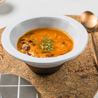 Orez cu fasole roșie în stil portughez 