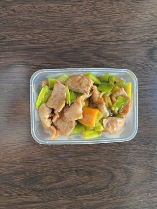 Vitello con salsa speciale