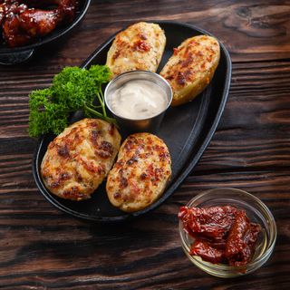 Картопляний мікс, подається з соусом Тар-тар (320г)