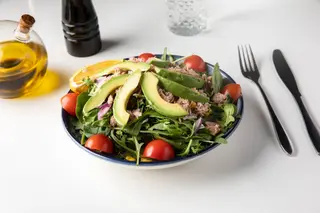 Salată de ton