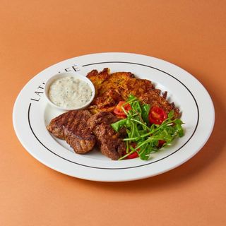 Медальоны с молодым картофелем