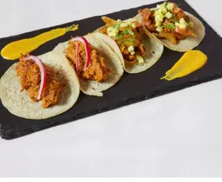 Tacos De Pastor (4 Uds.)