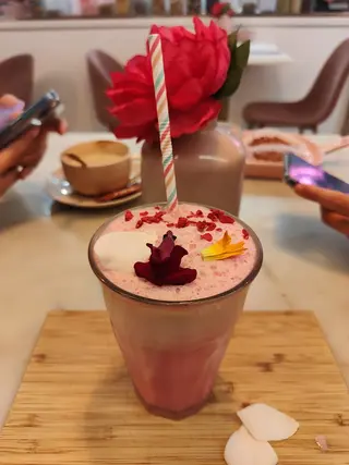 Pink Latte Frío 