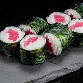 Макі з тунцем (120г)