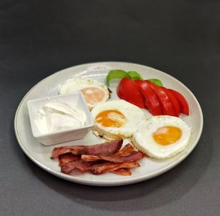 Jaja sa slaninom (DO 12h)