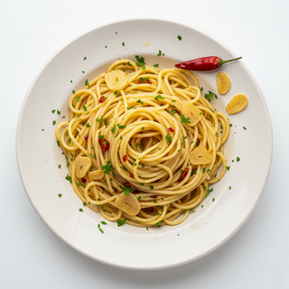 Spaghetti aglio, olio e peperancino