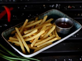 Картопля фрі (125/30г)