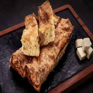 Placinta cu branza sarata