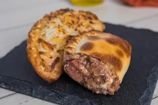 Empanada Gourmet La Catalana (1 Ud.)
