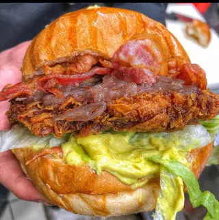 Crunchy Chicken Burger