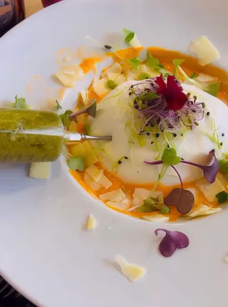 Ensalada de burrata
