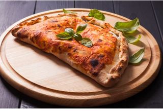 Pizza Calzone Ferme