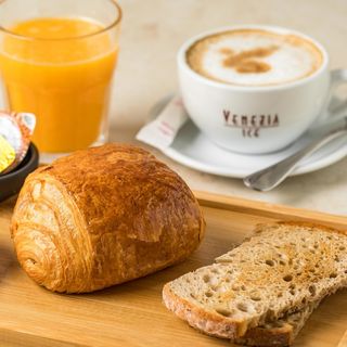 Petit Déjeuner L'express