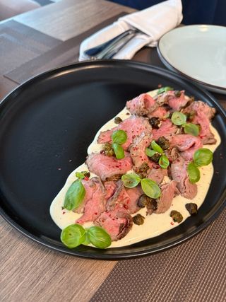 Ростбіф Вітелло