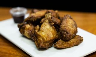 Ración De Alitas Grandes De Pollo (10 Uds.)