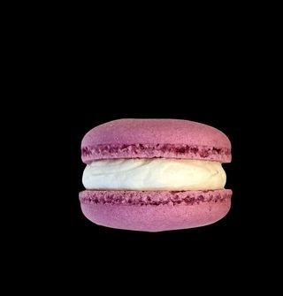 Макарон "Черная смородина" (32 гр.)