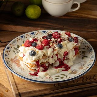 Millefeuille cu fructe de pădure