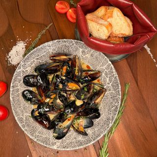 Mussels Marinieres