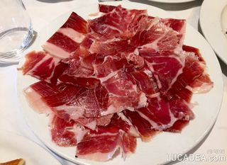 Patanegra con crostini caldi e jamon iberico 100 %