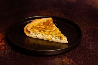 Tarta quiche (piept de pui si cascaval)