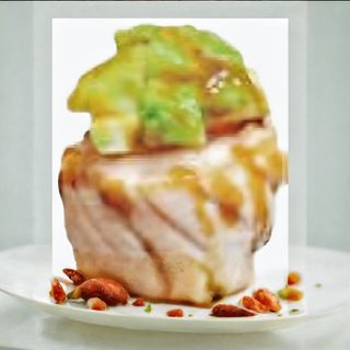 89.gunkan salmón aguacate (2uds)