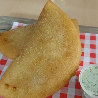 Empanada De Plátano Con Queso