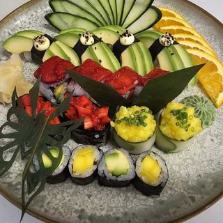 Combinado Vegetariano Menu 1 (10 peças)