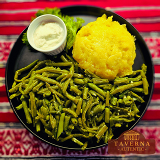 Pastai cu mamaliguta si mujdei