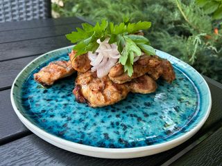 Шашлик з курячого стегна (200г)